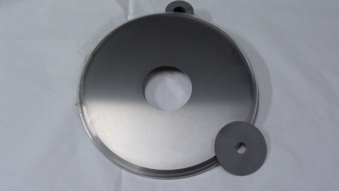 Wear resisting cemented carbide disc cutter for metal / paper / plastic cutting